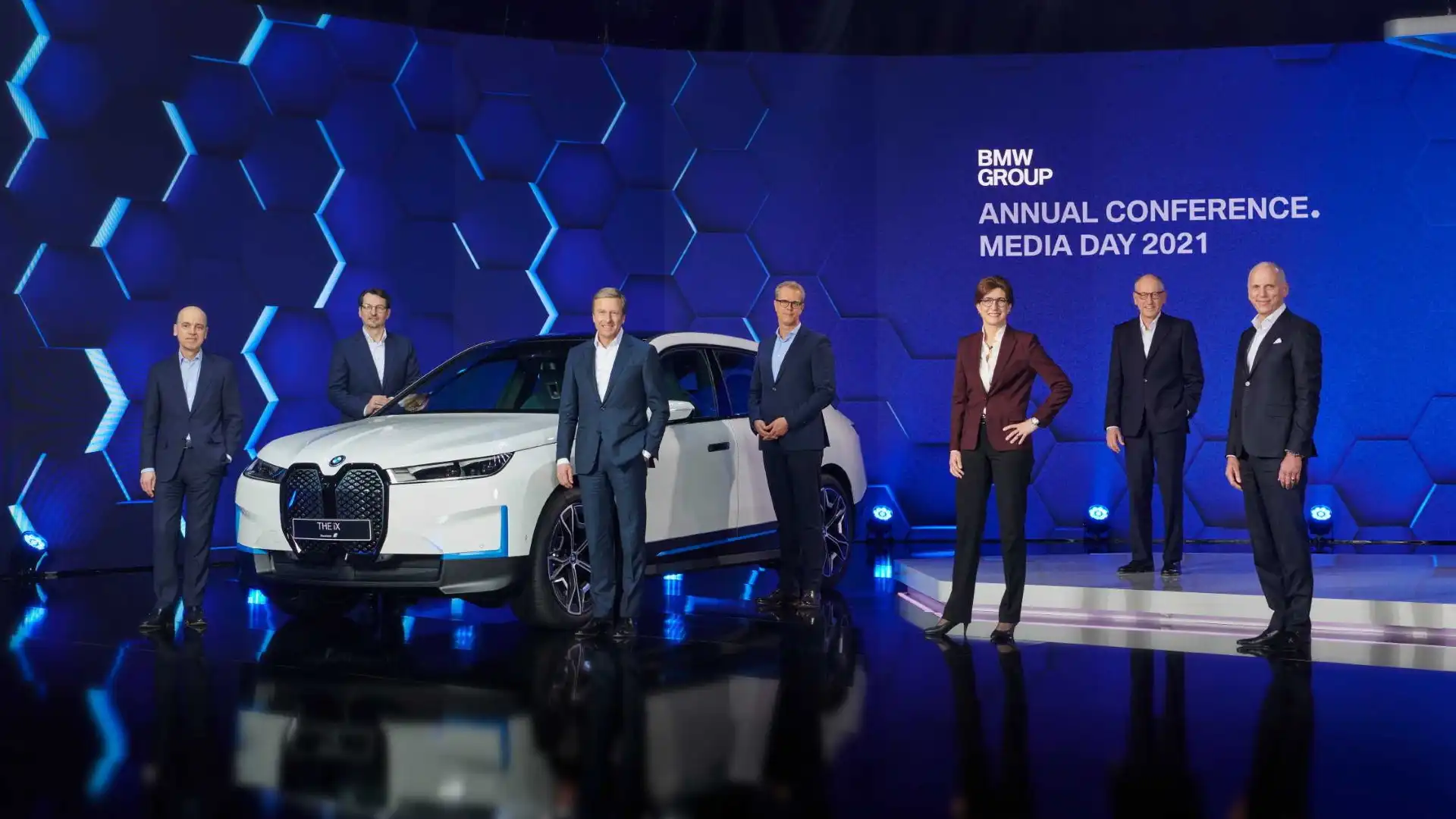 Новая эра, Новый Класс: BMW Group делает технологический рывок.