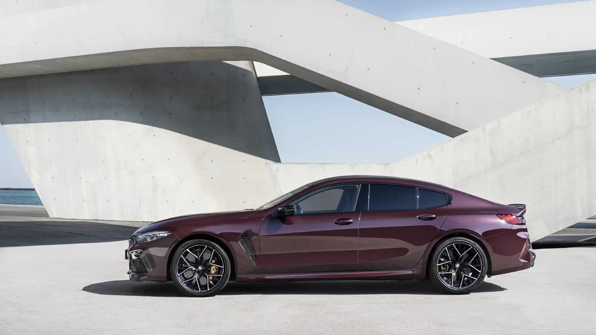 По итогам 2020 года BMW Group Россия нарастила продажи всех брендов. BMW — лидер премиум-сегмента